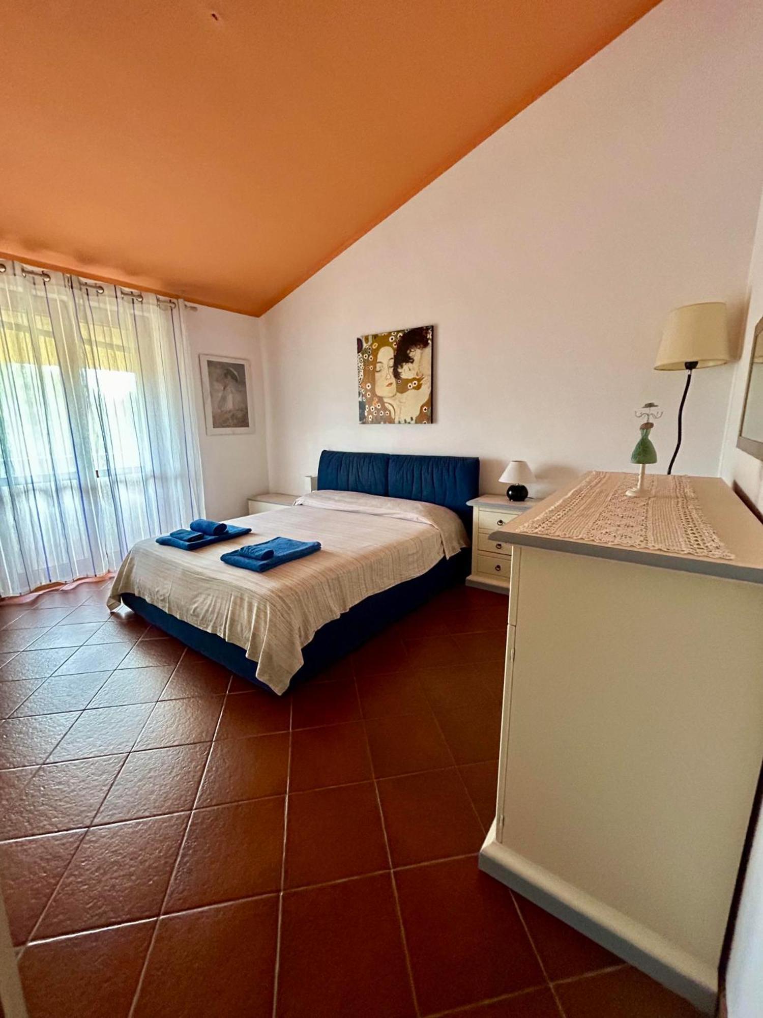 Amazing House 10 Min By Car From The Beach Olbia Exteriör bild
